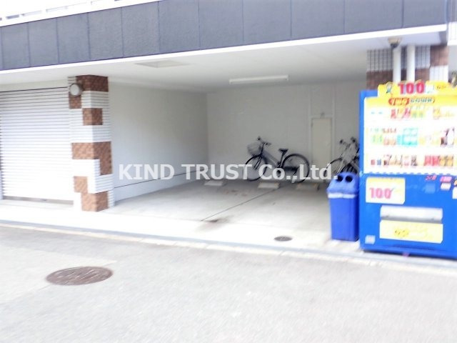 駐車場　駐車場完備です