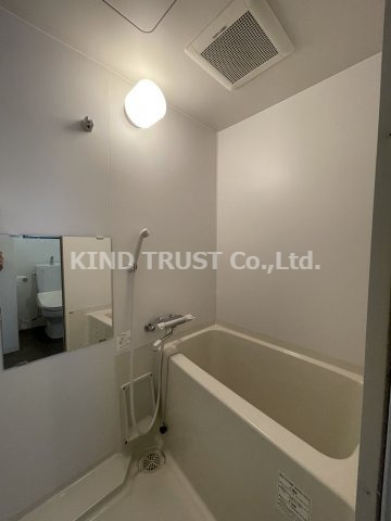 バス・シャワールーム　お風呂で日々の疲れを落としましょう