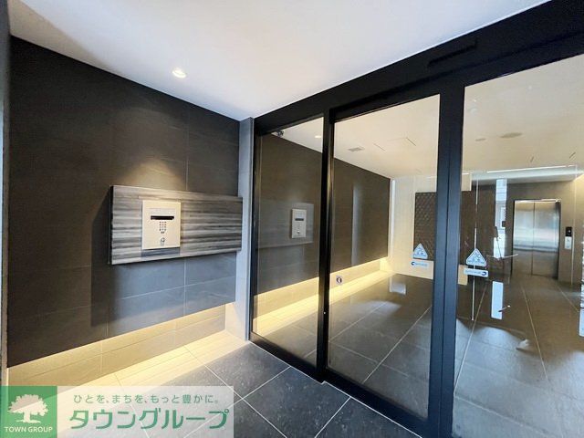 エントランス　エントランス