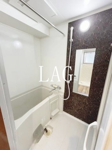 バス・シャワールーム　お風呂です。