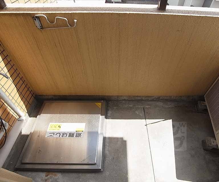 バルコニー　ベランダ