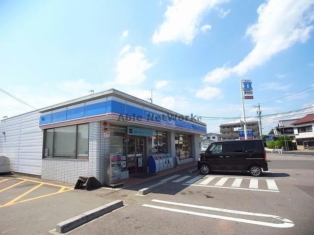 コンビニ　ローソン川島町松原店（コンビニ）まで588m
