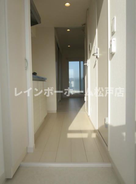 玄関　落ち着いた玄関です