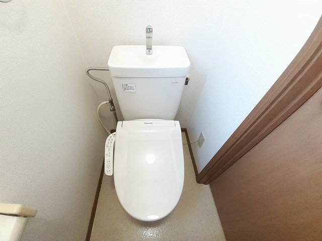 トイレ　コンパクトで使いやすいトイレです