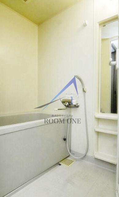 バス・シャワールーム　お風呂です。