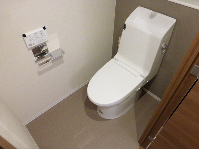 トイレ　トイレ