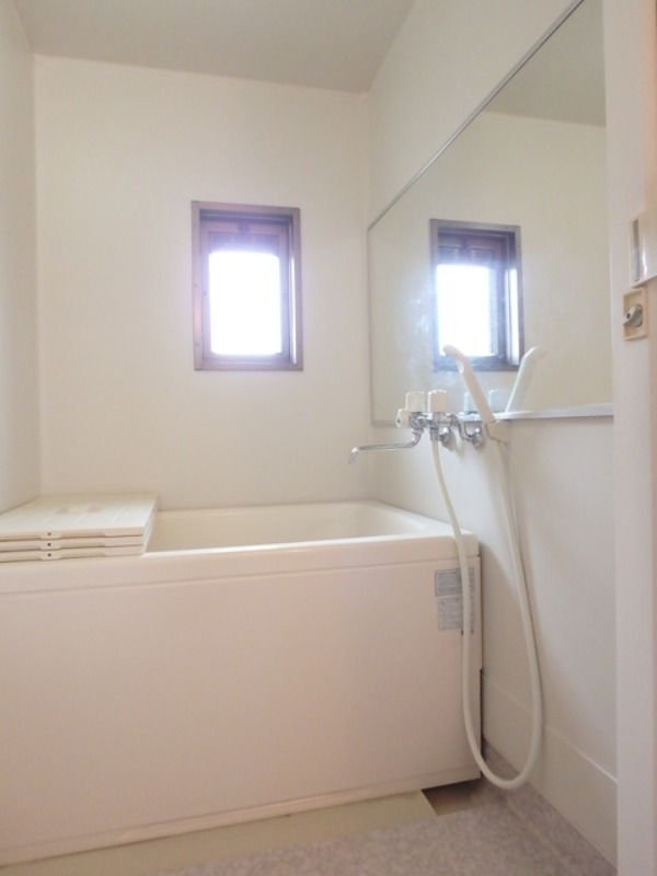 バス・シャワールーム　図面と現状に相違がある場合には現状を優先