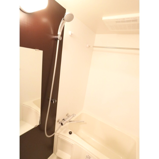 バス・シャワールーム　浴室