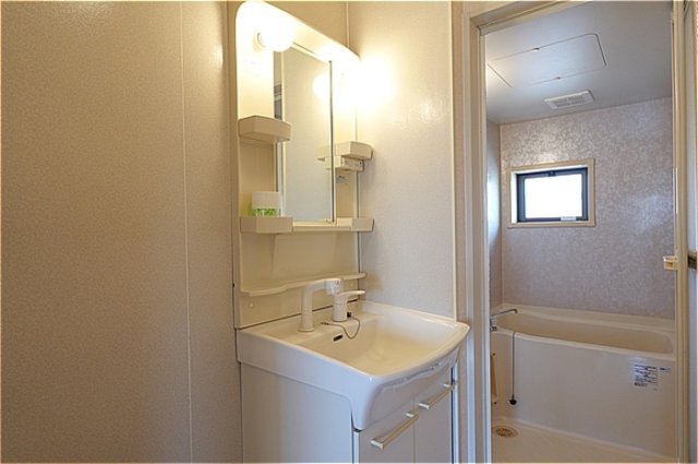 洗面設備　洗髪洗面化粧台