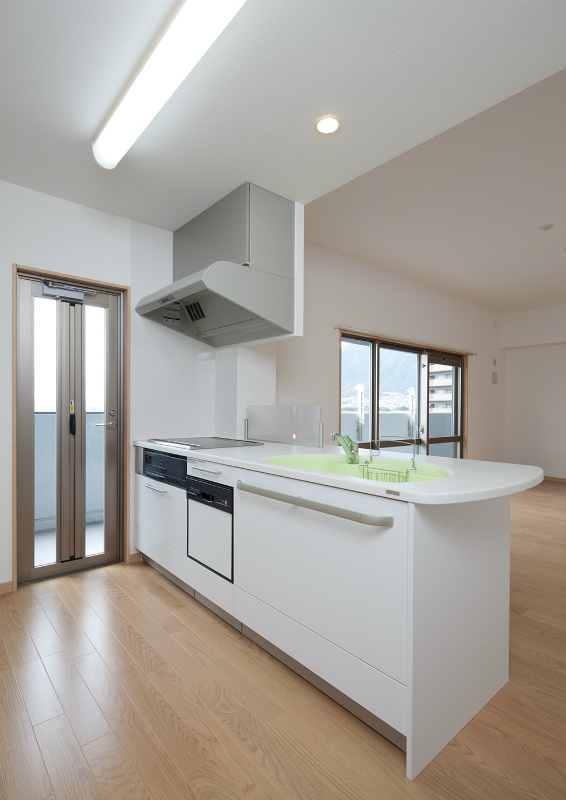 キッチン　※別号室の写真です