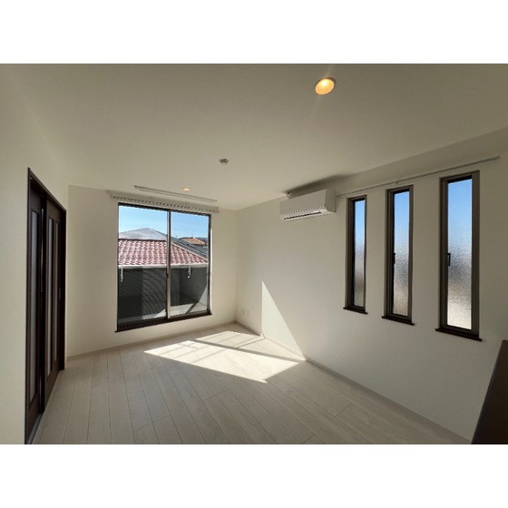 居室・リビング　類似物件参考写真