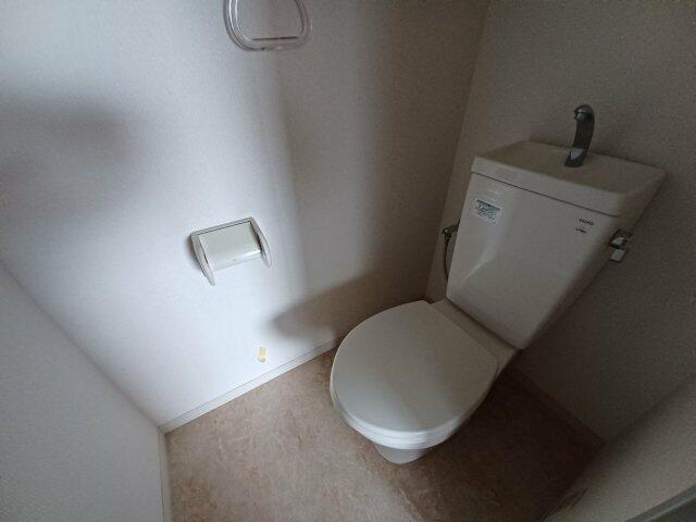 トイレ　別部屋参考用写真