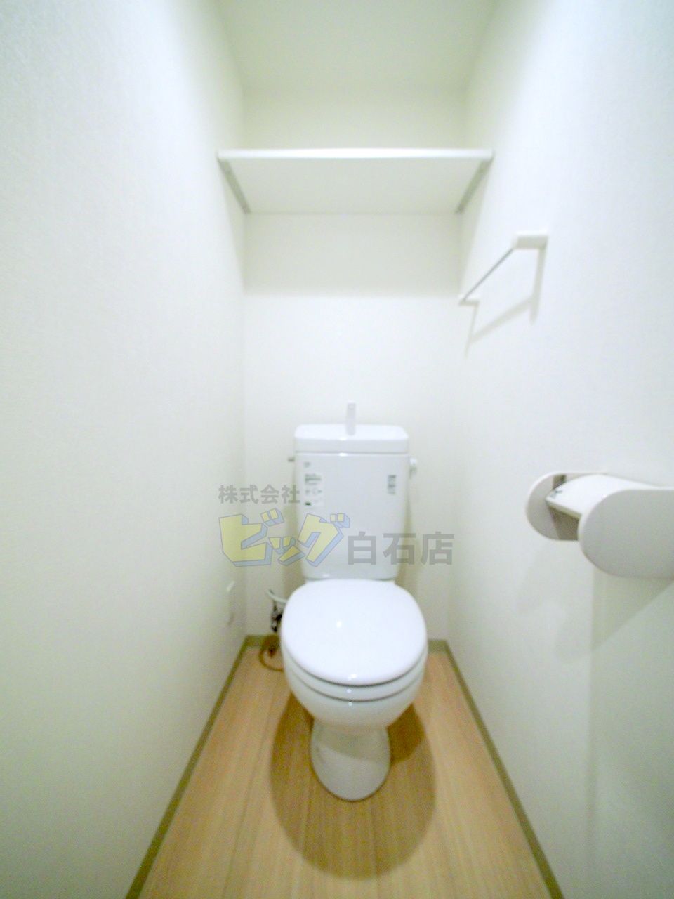 トイレ　綺麗に清掃済みです♪