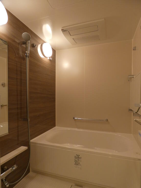 バス・シャワールーム　バス※別部屋参考写真