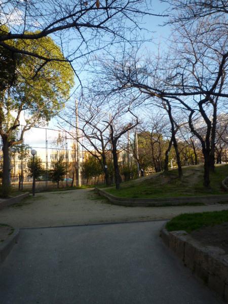 公園　平尾公園（公園）まで762m