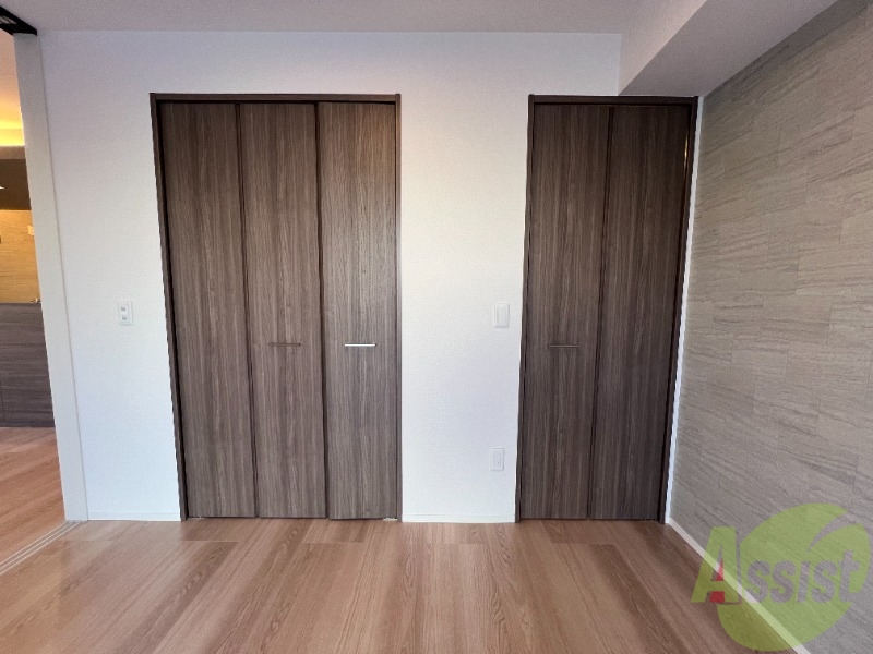 収納　収納は高さもあり、沢山物が入りそうです。