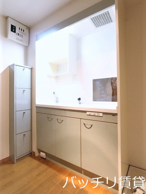 キッチン　別号室の画像の為、現状を優先致します。