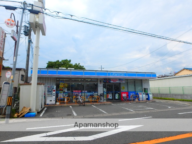 コンビニ　ローソン（コンビニ）まで664m