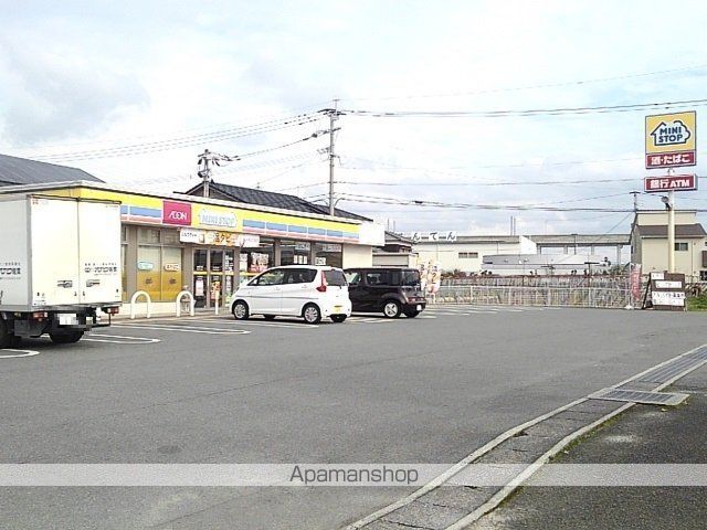 コンビニ　ミニストップ筑後久富店（コンビニ）まで1000m