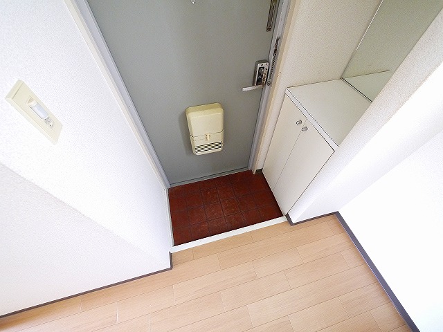玄関　シンプルで使いやすい玄関です