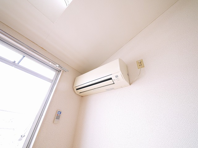 その他設備　エアコンがついています