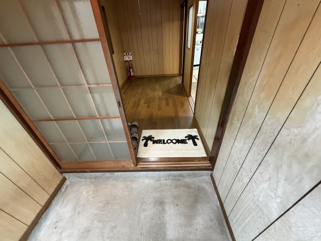 玄関　明るい玄関です