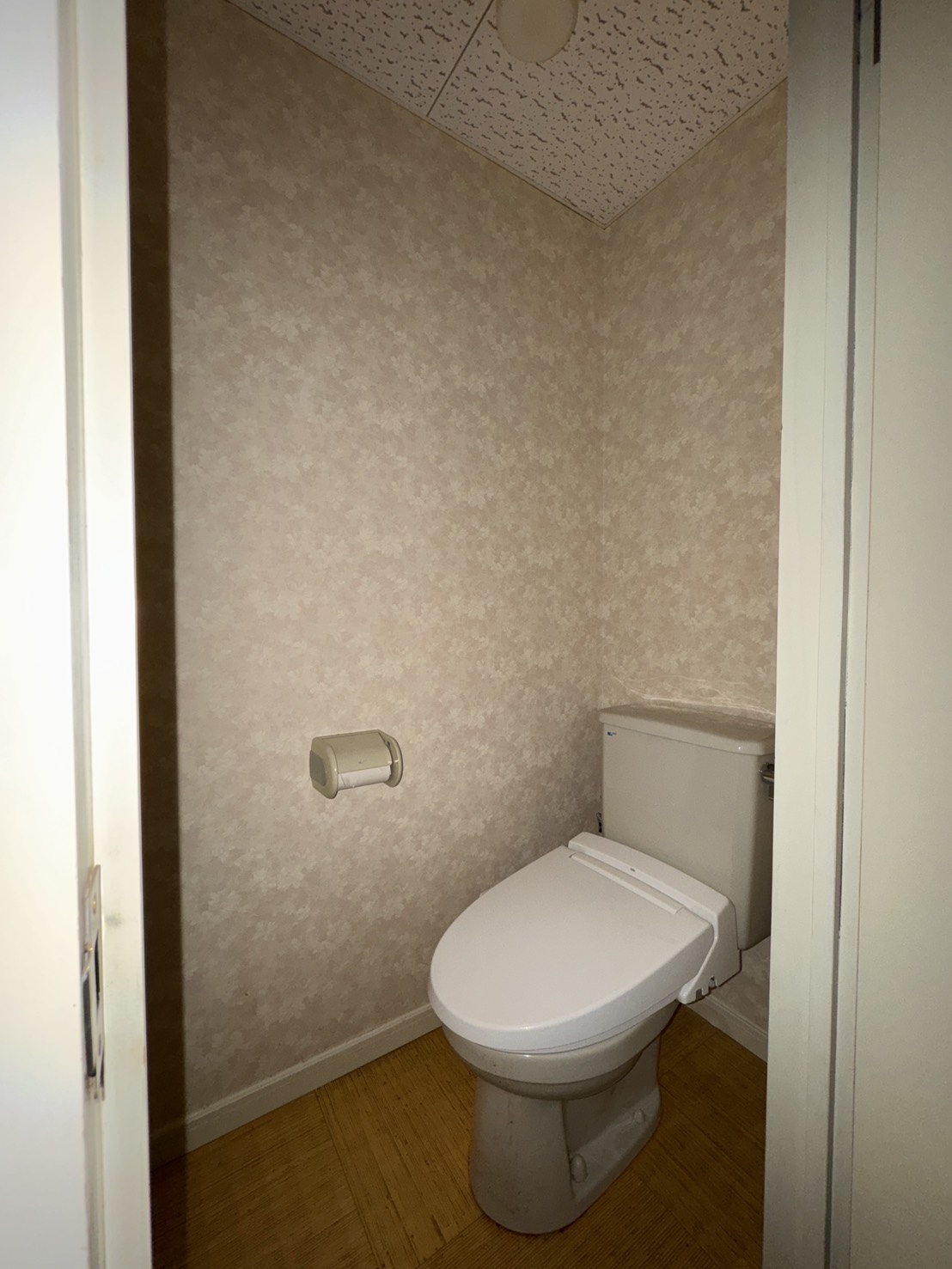 NB豊田ビルのトイレ写真