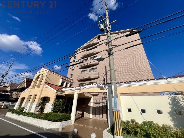 建物外観　安心のオートロック付き♪