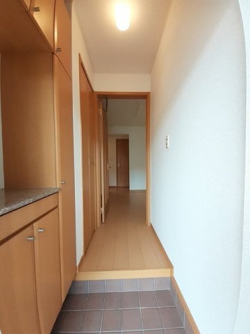 玄関　明るい玄関です