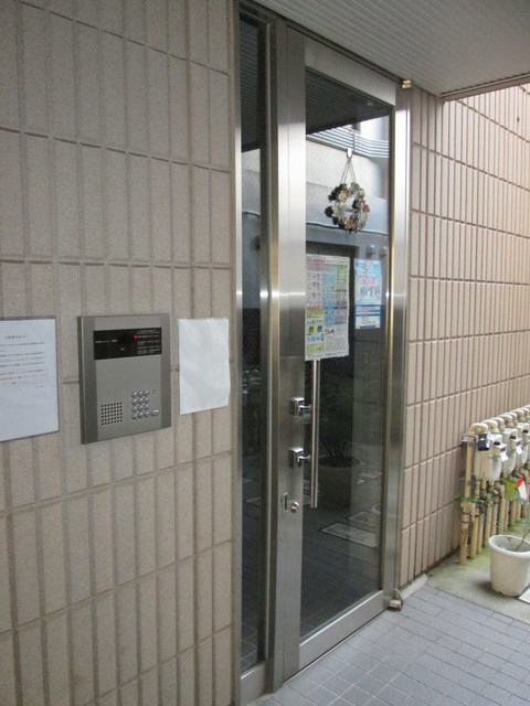 エントランス　エントランス部分
