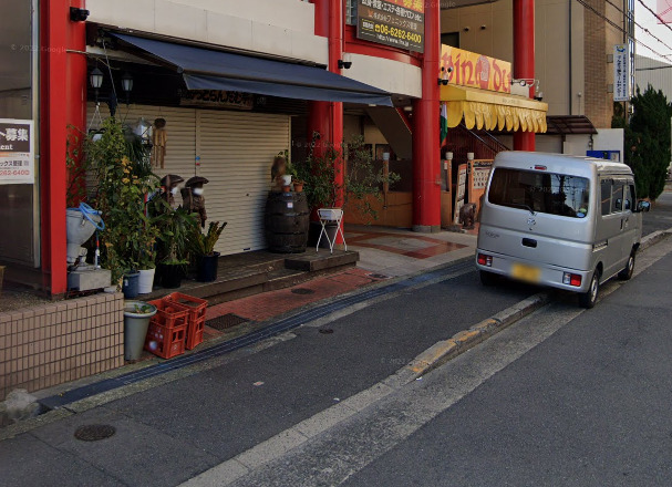 飲食店　あっとらんだむ亭（飲食店）まで539m