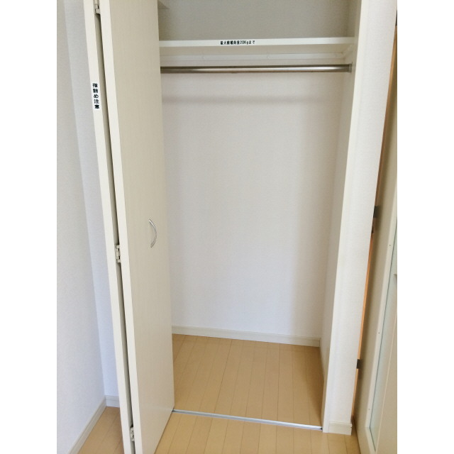 収納　同物件反転タイプの写真です。