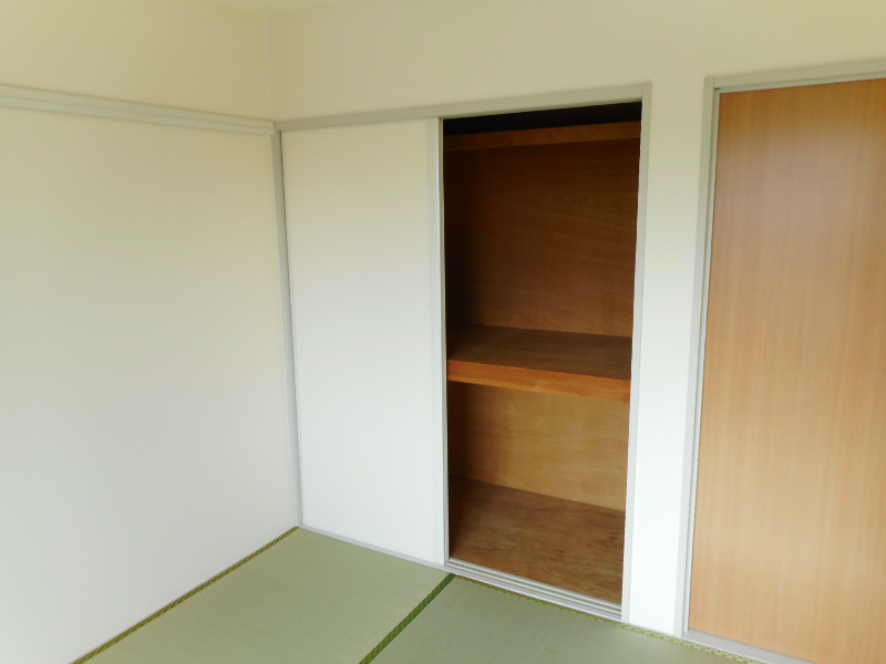 収納　※写真は別号室の参考写真です。