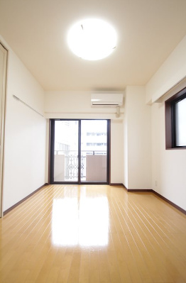 居室・リビング　グリフィン横浜・山下町