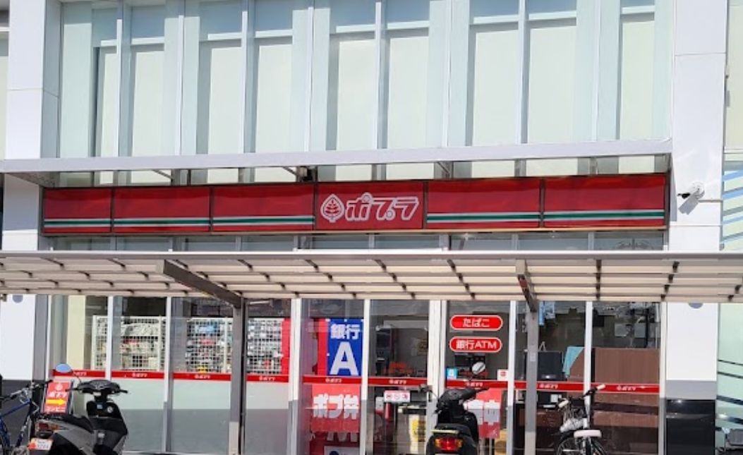 コンビニ　ポプラnikko久米店（コンビニ）まで698m