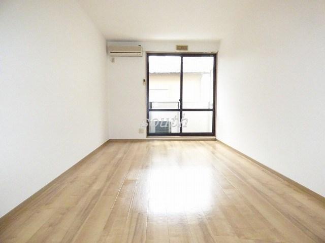 居室・リビング　コーディネートのしやすいお部屋♪