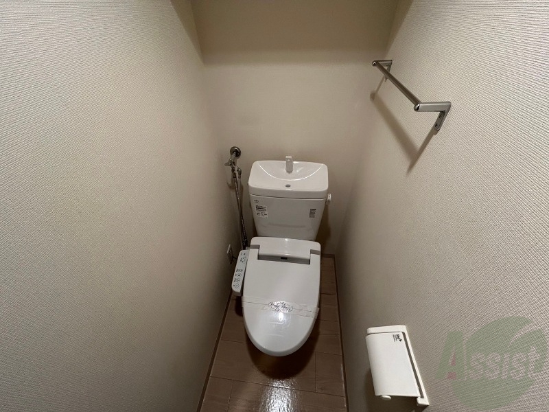 トイレ　ウォシュレット機能がついたトイレ。安心して使用できますね。