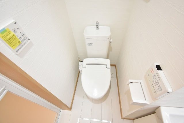 トイレ　清潔に保たれたトイレです。