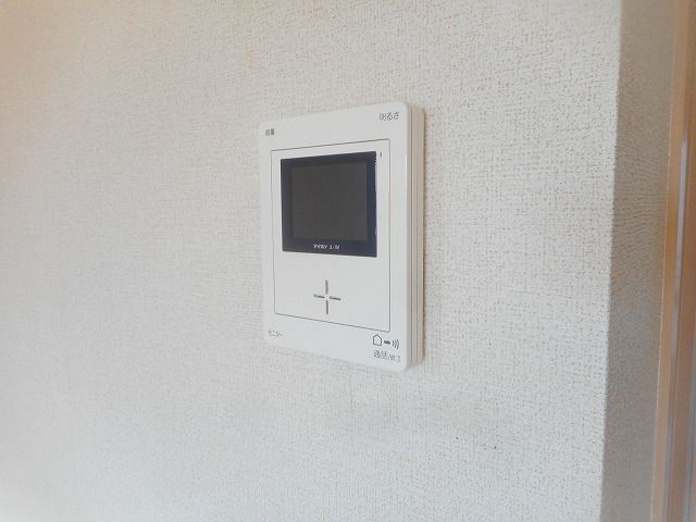 セキュリティ　ゆとりのあるエントランスです