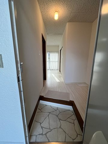 玄関　収納もある玄関です