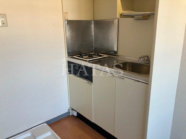 キッチン　同物件別部屋です