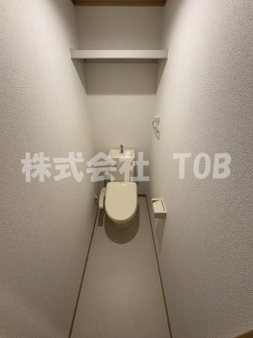 トイレ　※クリーニング完了前※