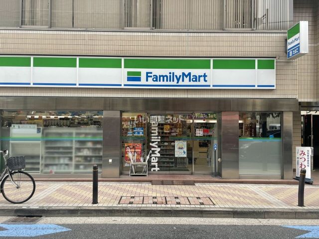 コンビニ　ファミリーマート 麻布十番店（コンビニ）まで1389m