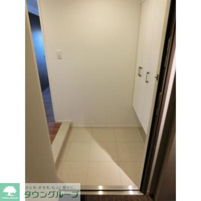 玄関　※写真は同タイプ住戸です。