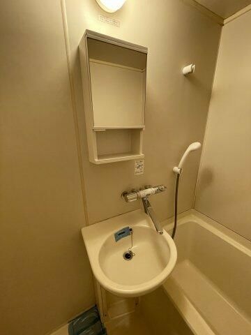 洗面設備　別部屋参考写真