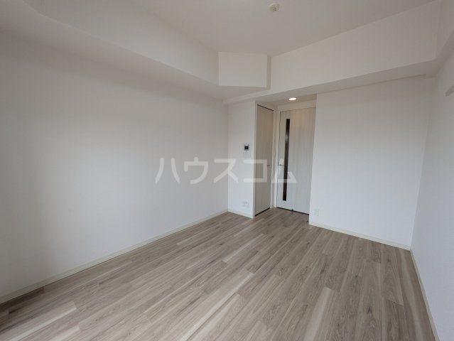 プレサンス大阪福島レシェンテの居間写真