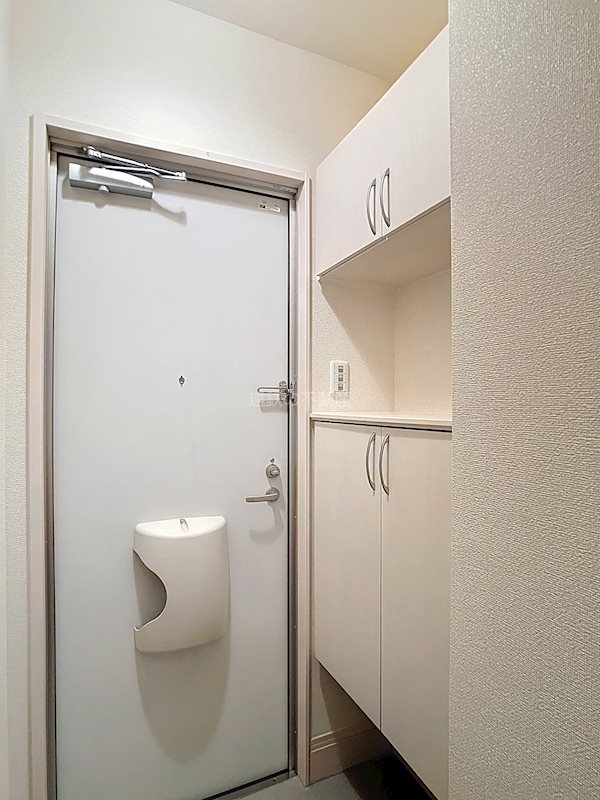 玄関　他部屋参照