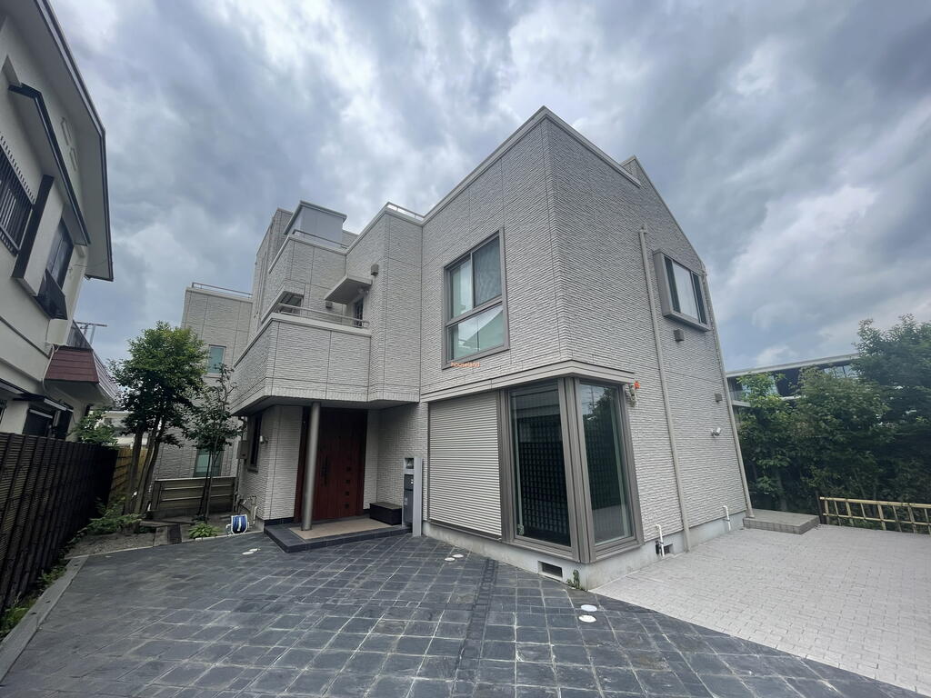 建物外観　記載の電話番号でリアルタイムな空室状況をお伝えいたします