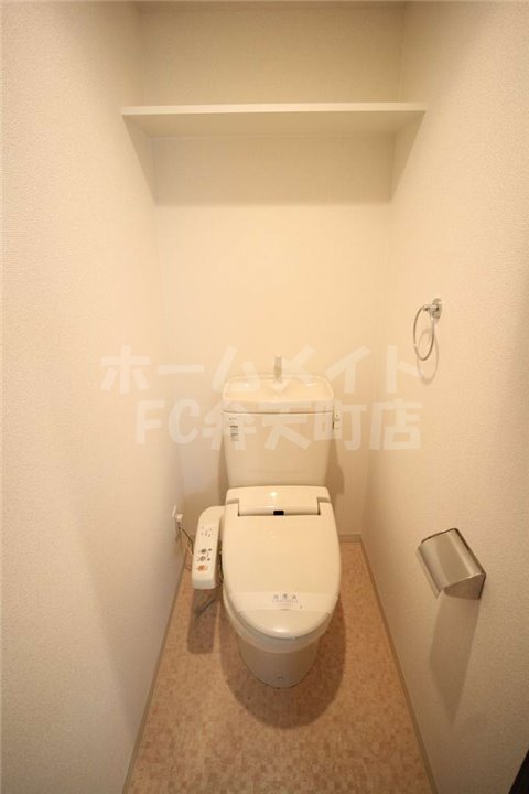 トイレ　清潔感のあるトイレです
