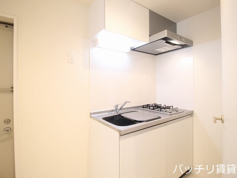 キッチン　同型タイプの為、現状を優先いたします。
